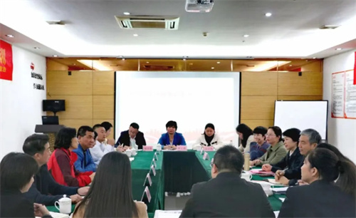 新闻篇|安徽徽大姐家政服务集团参加合肥市家政服务业发展情况座谈会